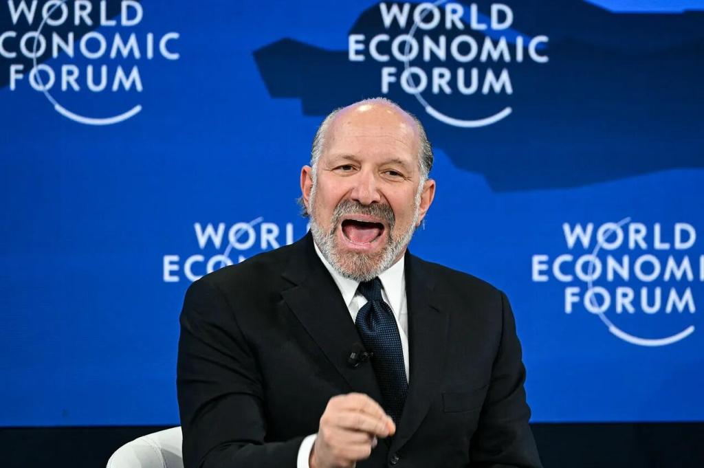 DEAR SOPHIA – IN LESS THAN 3&nbsp;MINUTES…